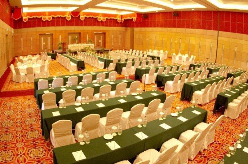 فندق جراند سوكا بيكانبارو المظهر الخارجي الصورة